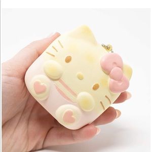 Sanrio Hello Kitty Squish Marshmallow Keychain